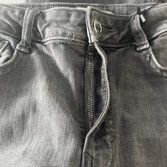 ZARA cropped flare jeans gray raw hem - Picture 7 of 9